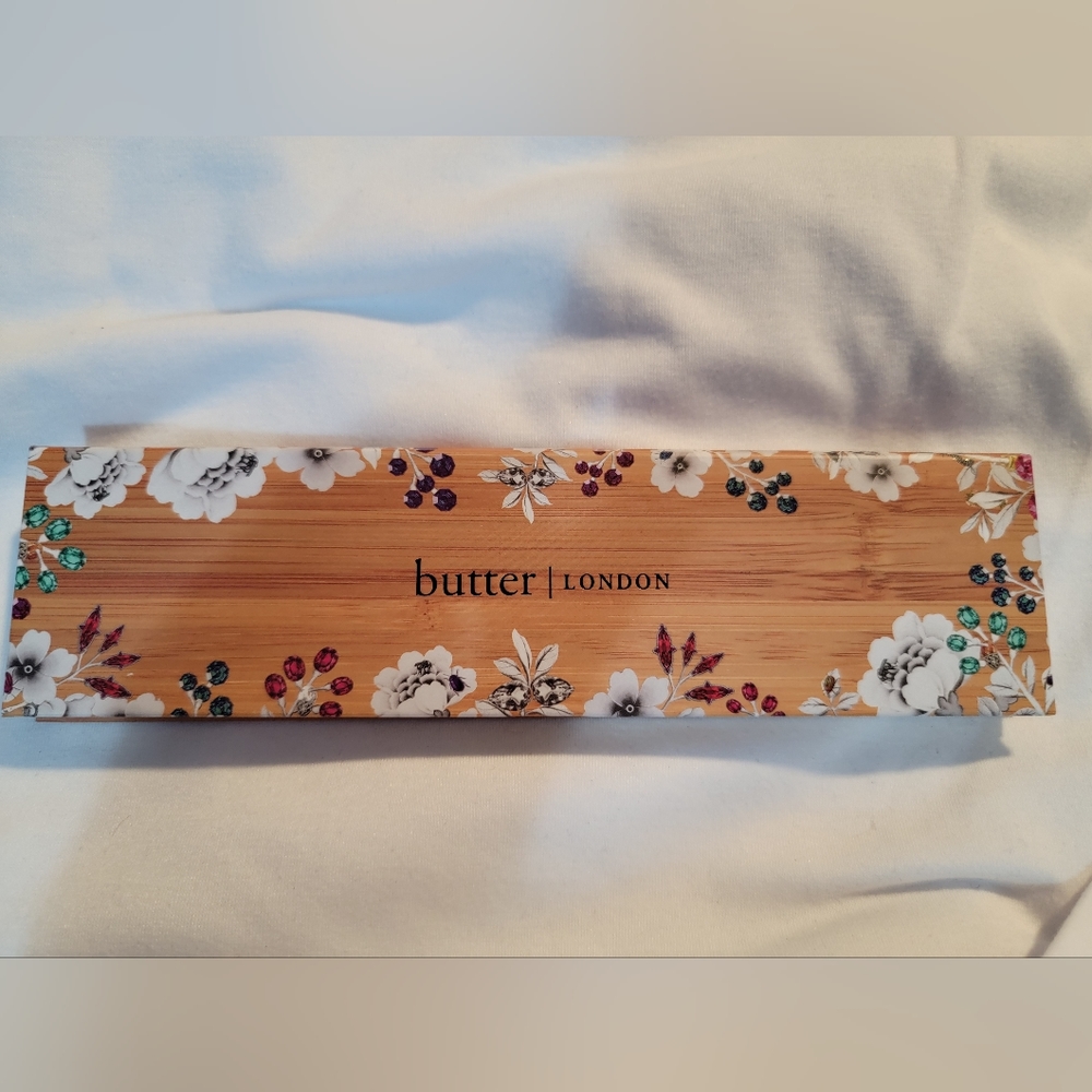 Butter London Natural Goddess Eyeshadow eye shadow palette